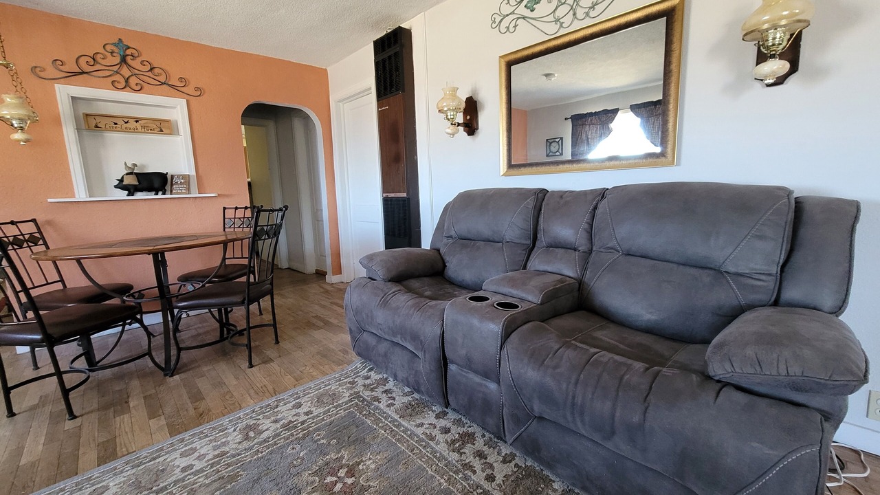 Photo of Livingroom in Prowers County