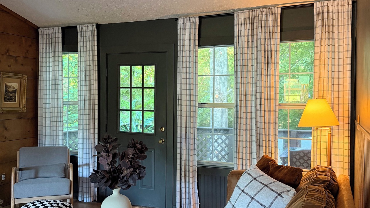 Photo of Livingroom in Scottsville
