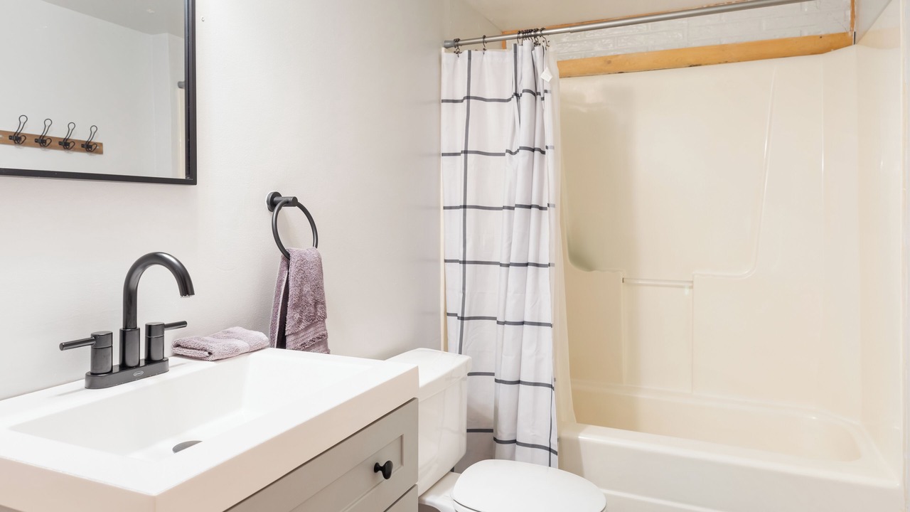 Photo of Bathroom in Shell Knob