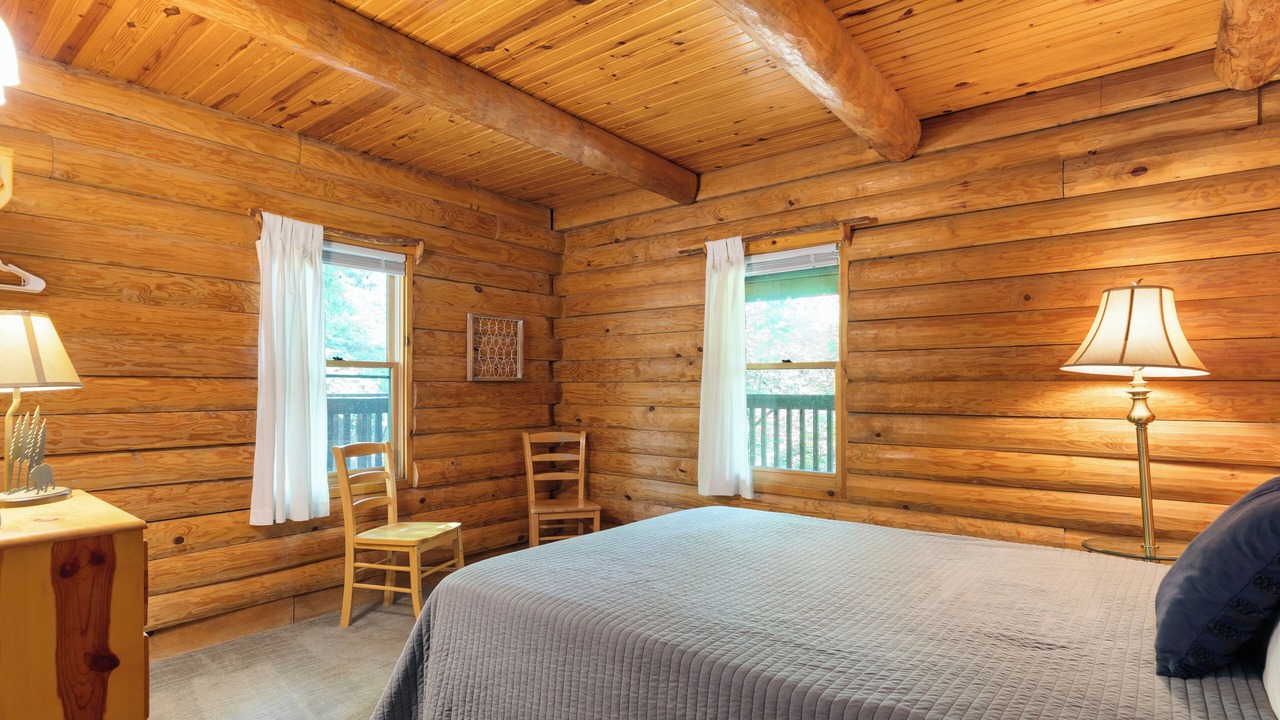 Photo of Bedroom in Shell Knob