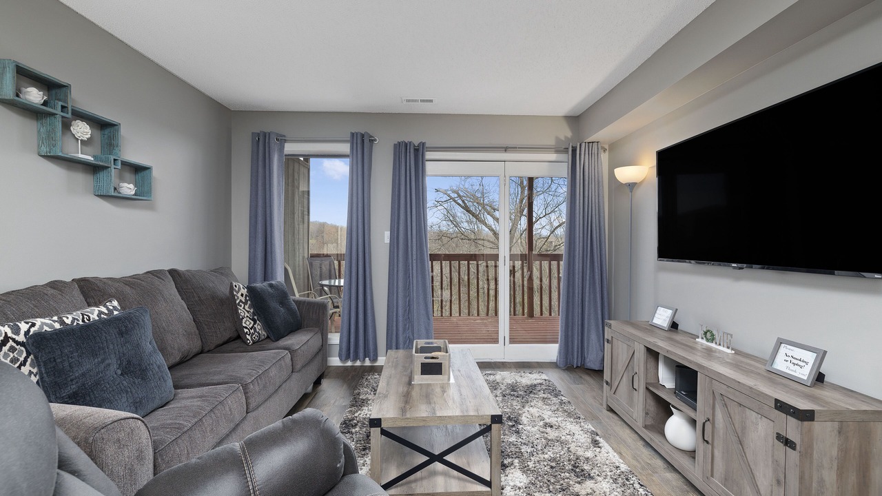 Photo of Bedroom in Branson West