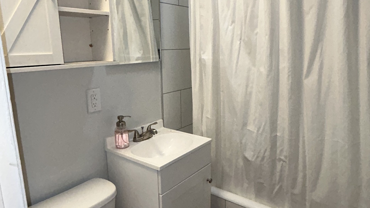 Photo of Bathroom in Turner Park