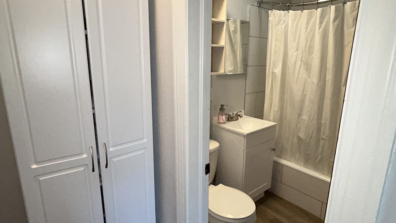 Photo of Bathroom in Turner Park