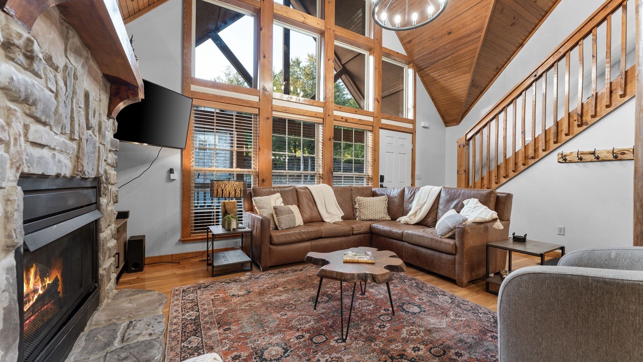 Photo of Livingroom in Branson West