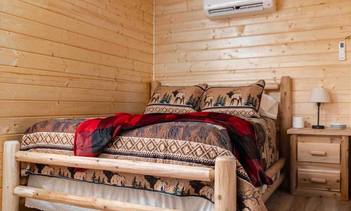 Photo of Bedroom in Bluff City