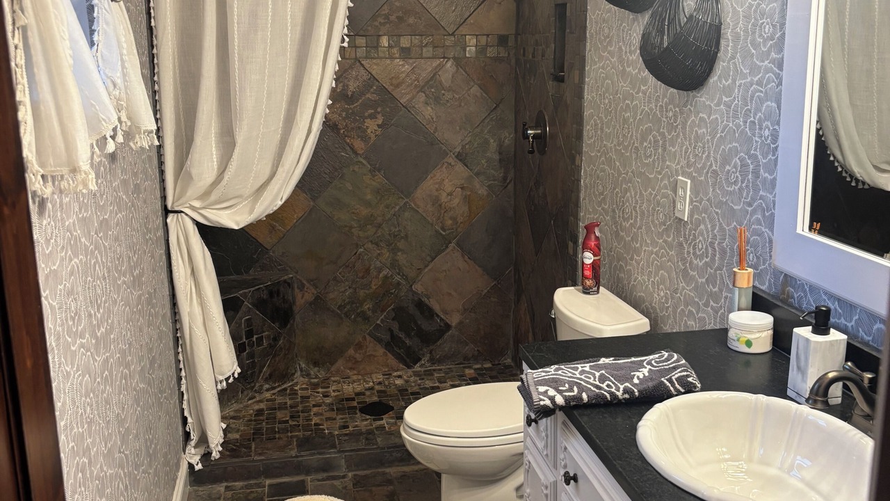 Photo of Bathroom in Wagoner County