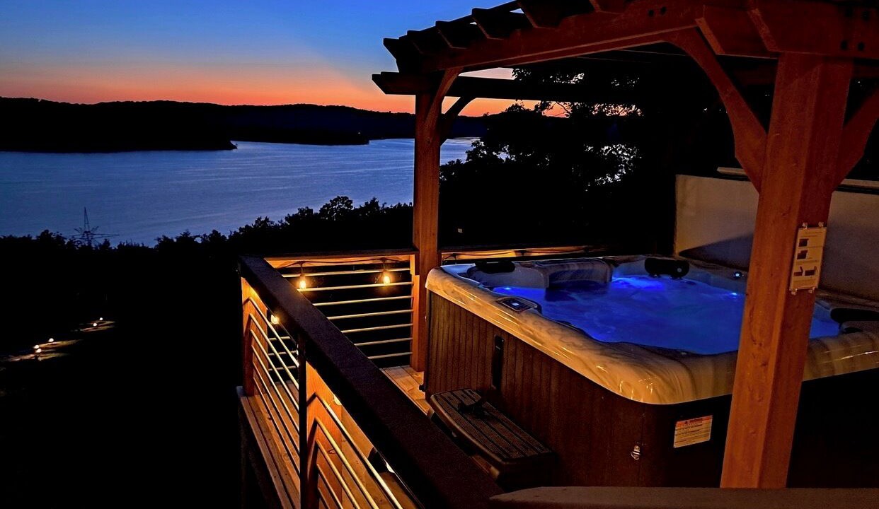 Photo of Patio Balcony in Blue Eye