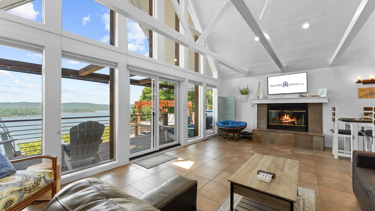 Photo of Livingroom in Blue Eye