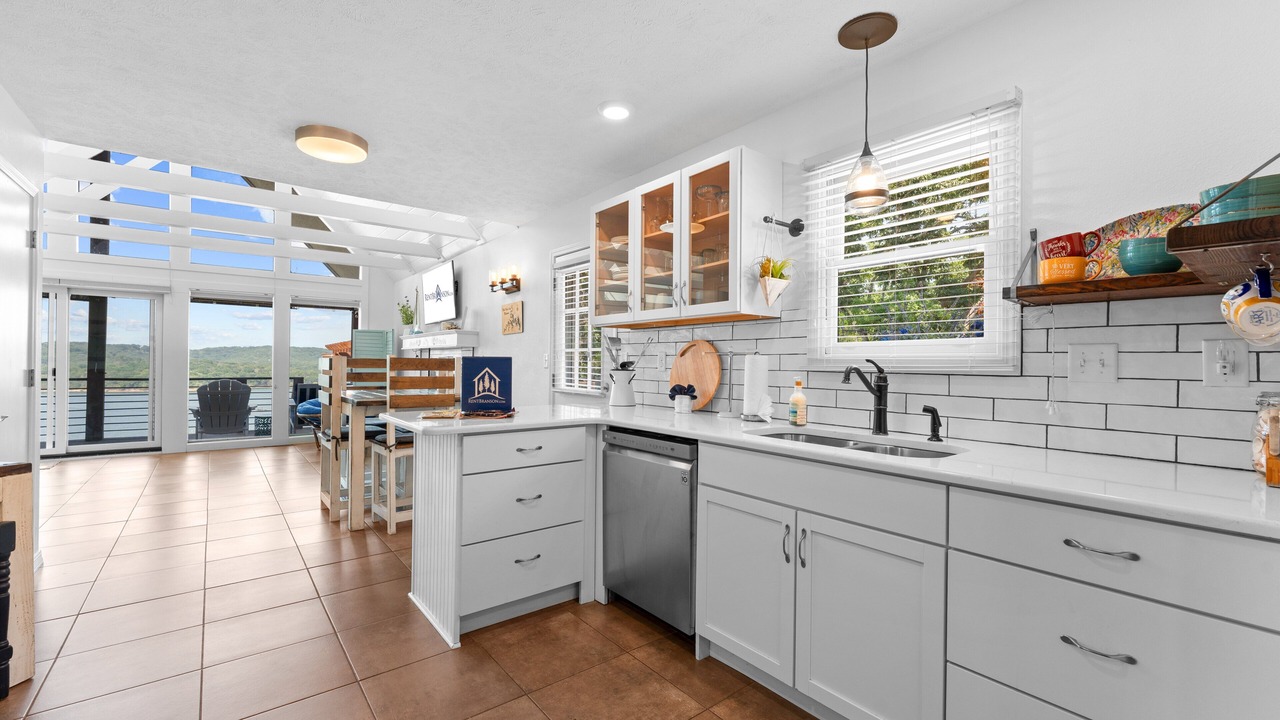 Photo of Kitchen in Blue Eye