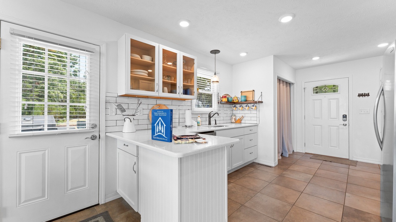 Photo of Kitchen in Blue Eye