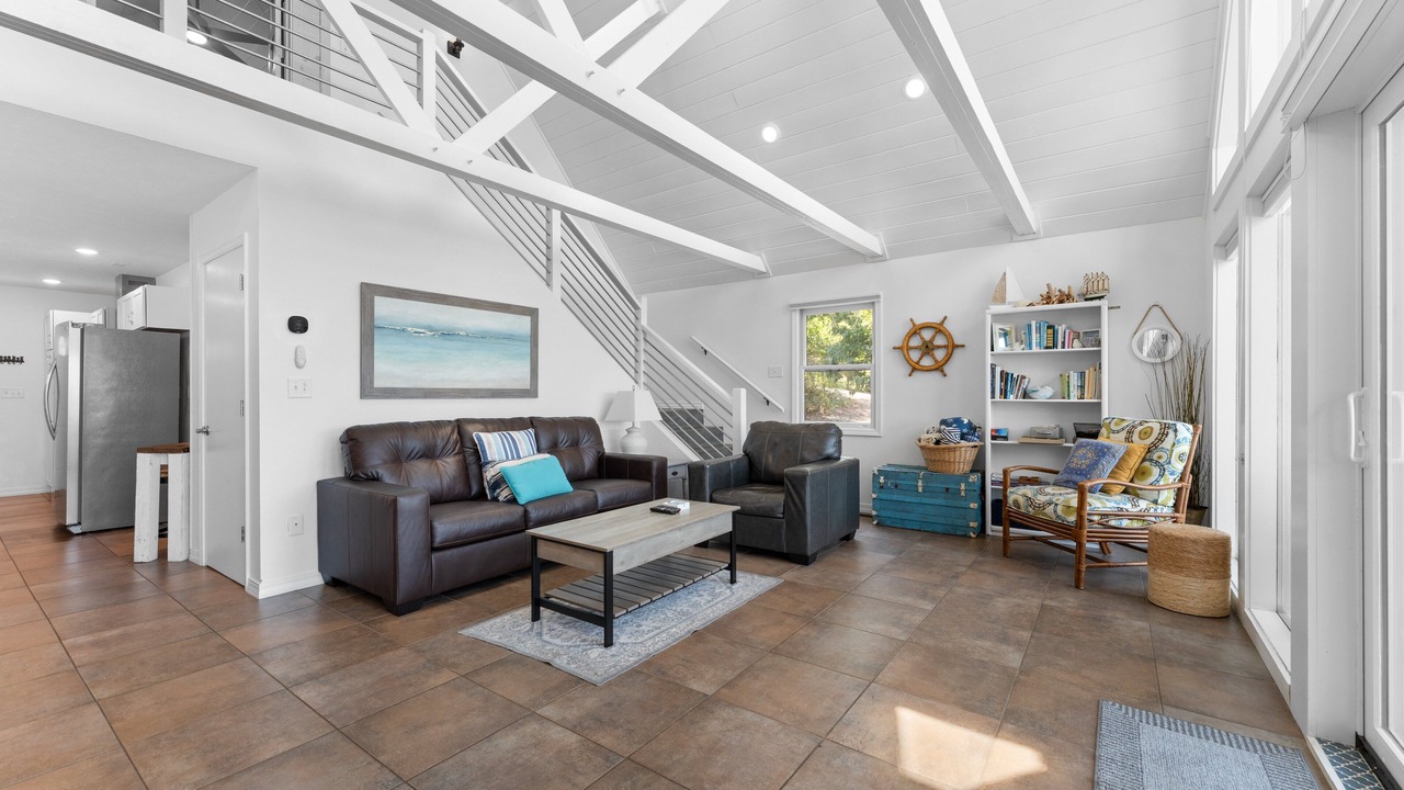 Photo of Livingroom in Blue Eye