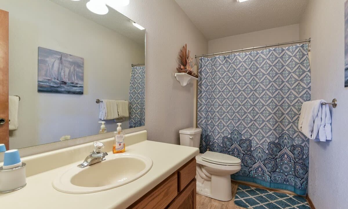 Photo of Bathroom in Notch Estates