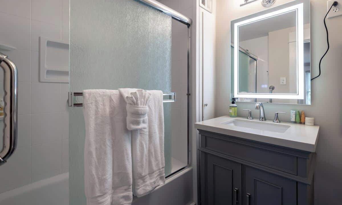 Photo of Bathroom in Shawnee