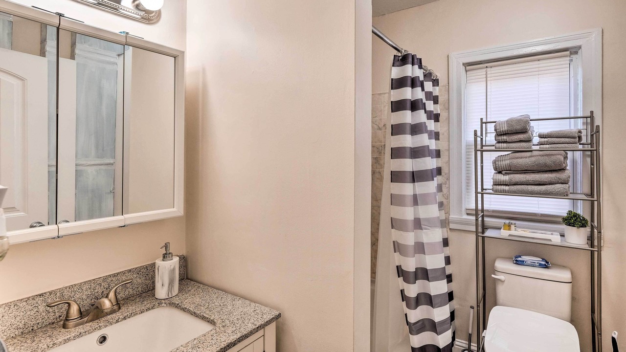 Photo of Bathroom in Wyandotte