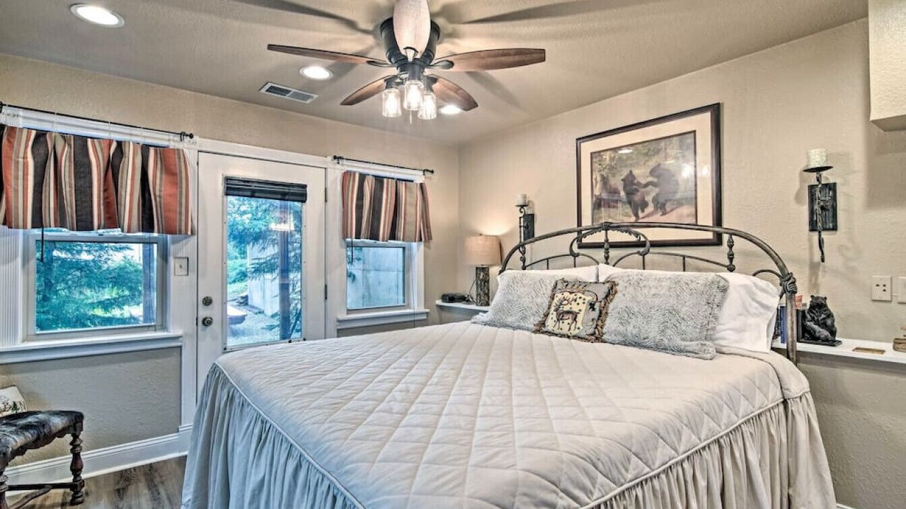 Photo of Bedroom in Branson