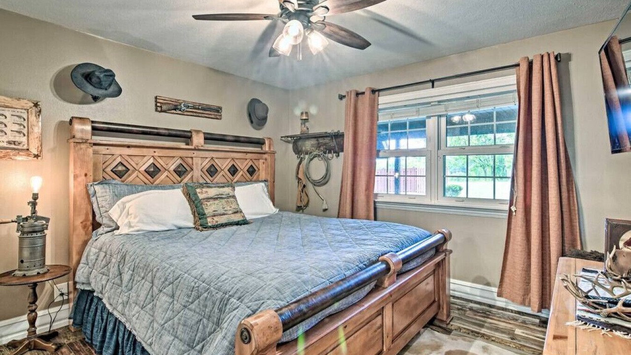 Photo of Bedroom in Branson