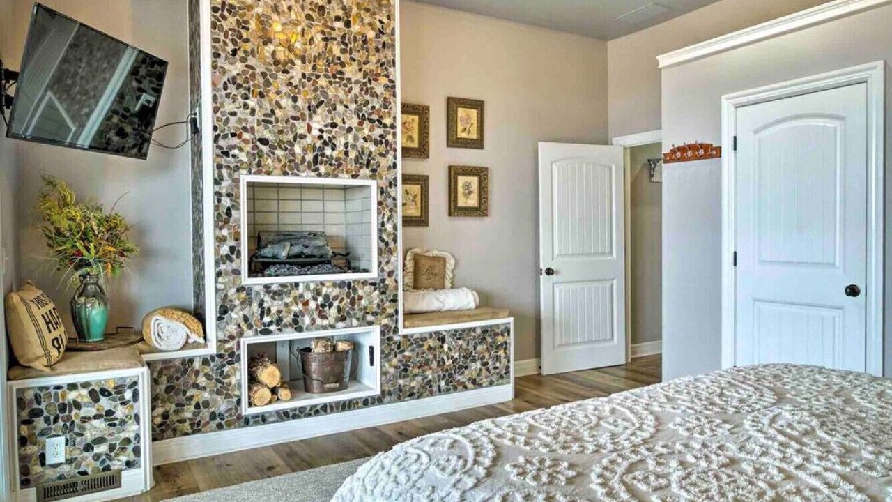 Photo of Bedroom in Branson West