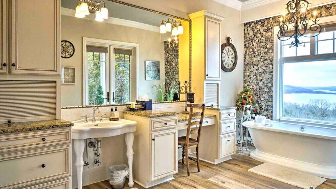 Photo of Bathroom in Branson West