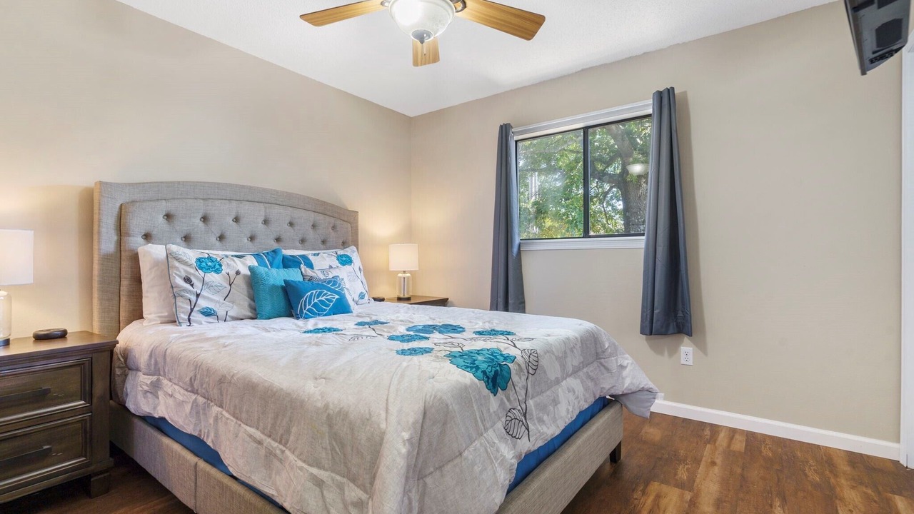 Photo of Bedroom in Branson West