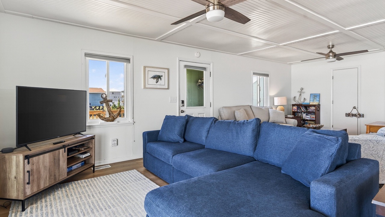 Photo of Livingroom in North Topsail Beach