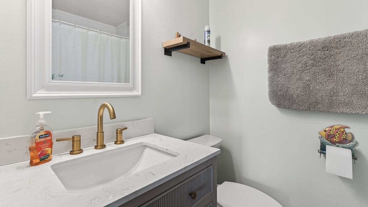 Photo of Bathroom in North Topsail Beach