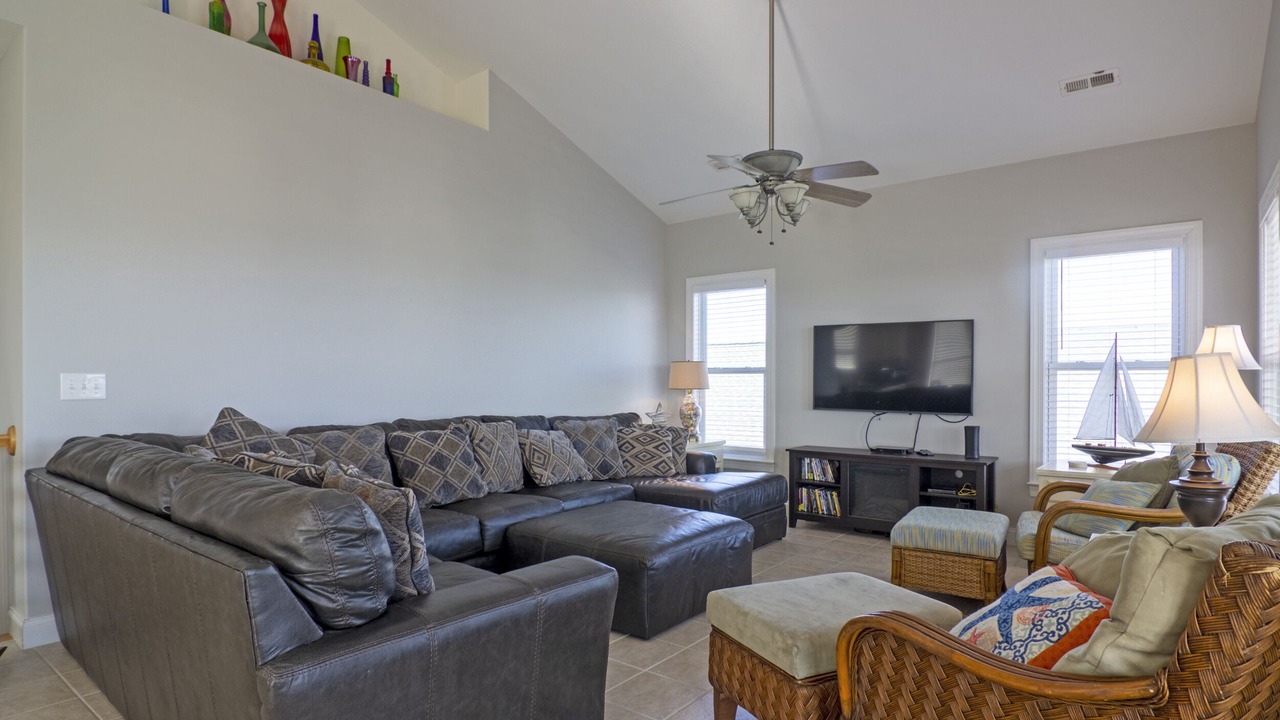 Photo of Livingroom in Surf City