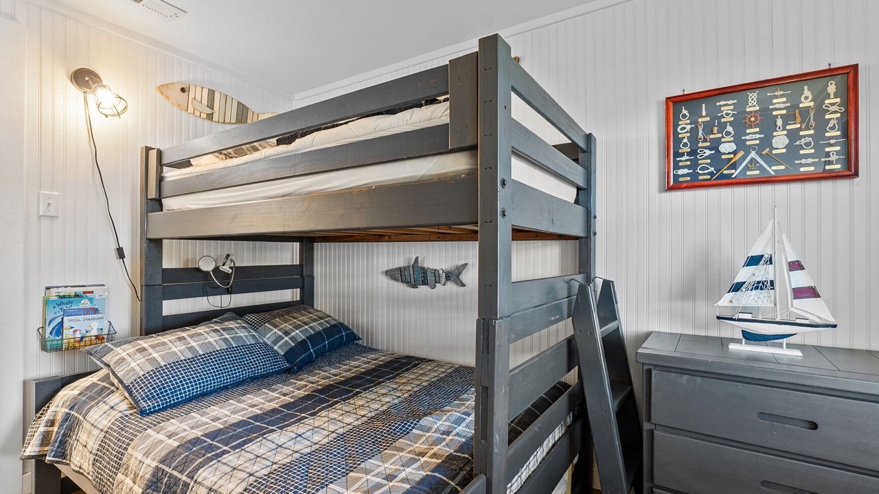 Photo of Bedroom in Hatteras