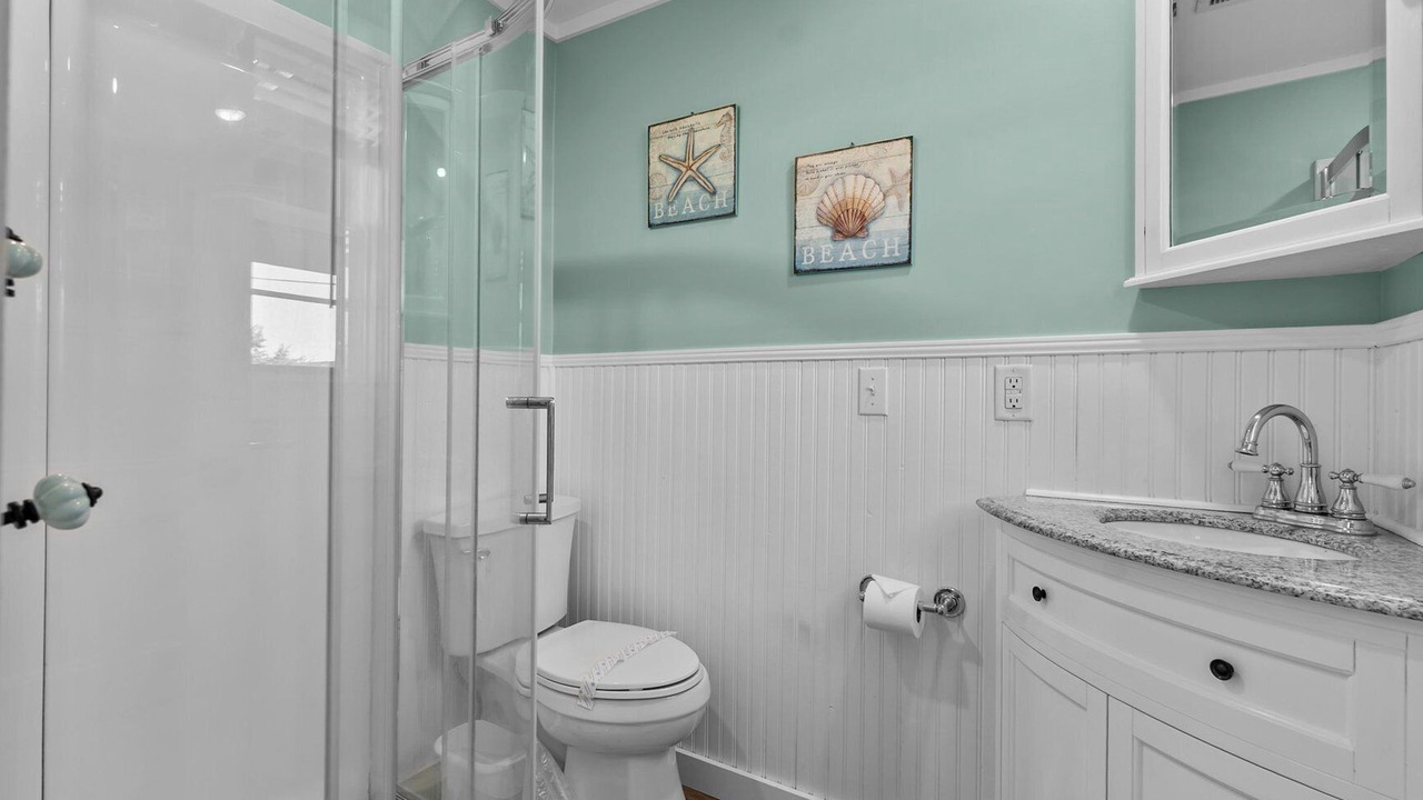 Photo of Bathroom in Hatteras