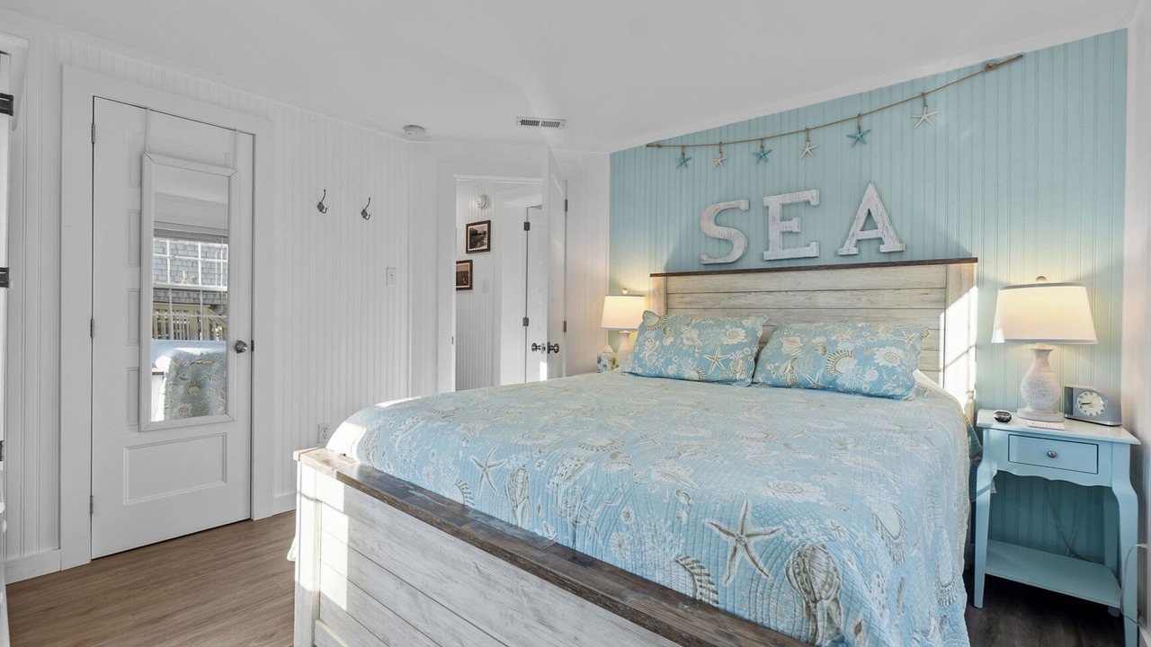 Photo of Bedroom in Hatteras