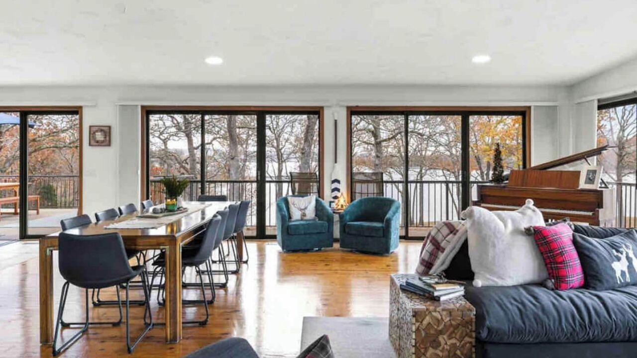 Photo of Livingroom in Kimberling City