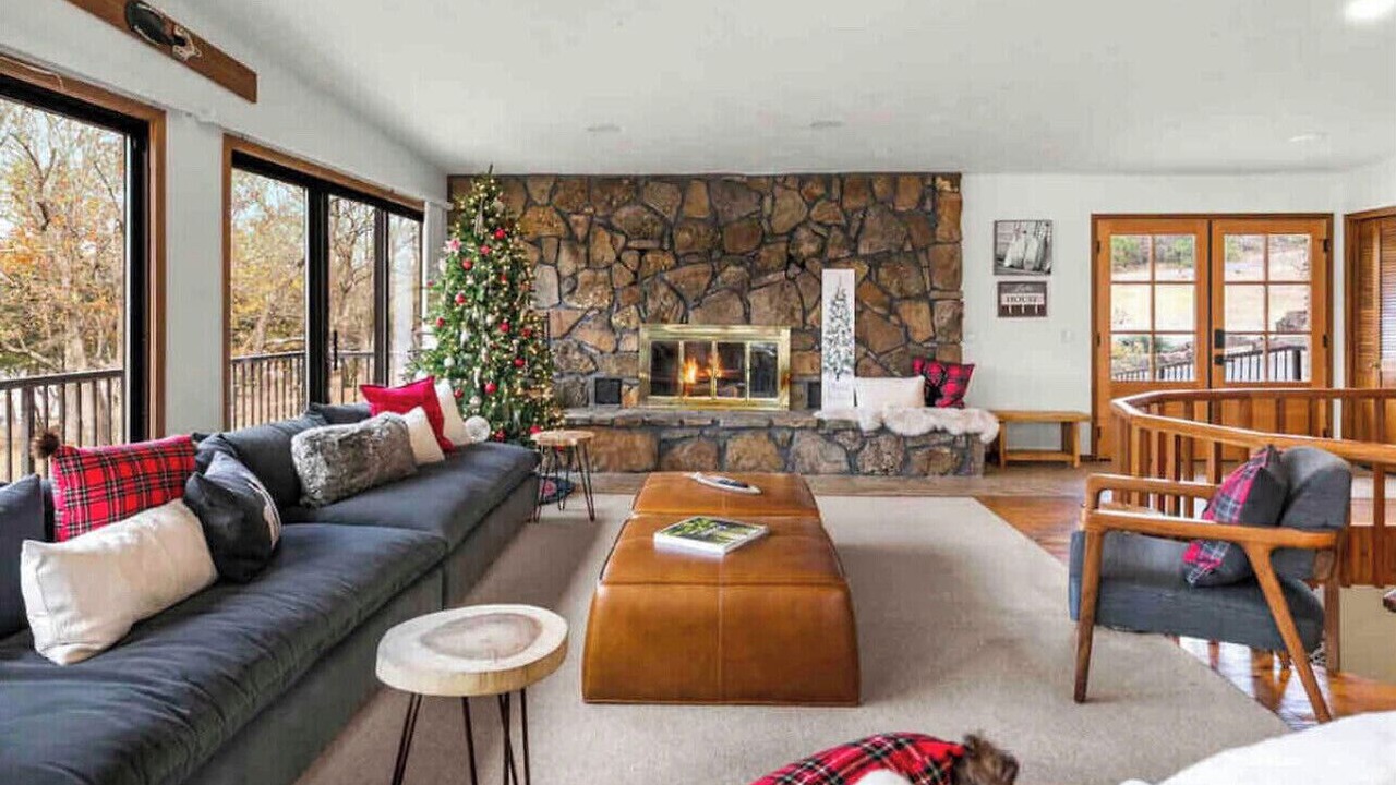Photo of Livingroom in Kimberling City