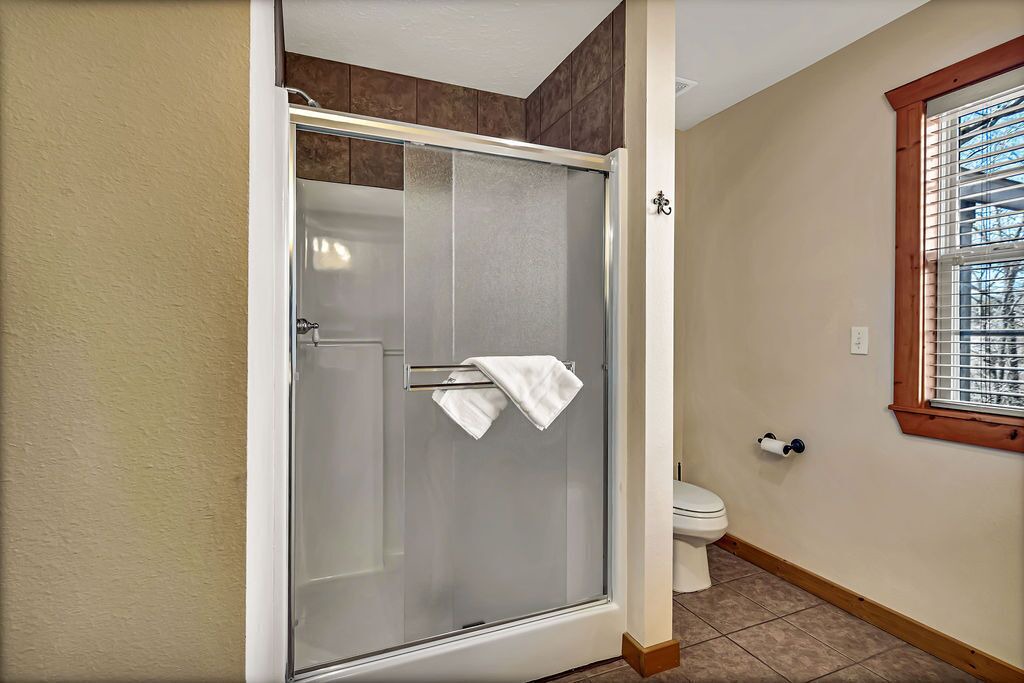 Photo of Bathroom in Reeds Spring