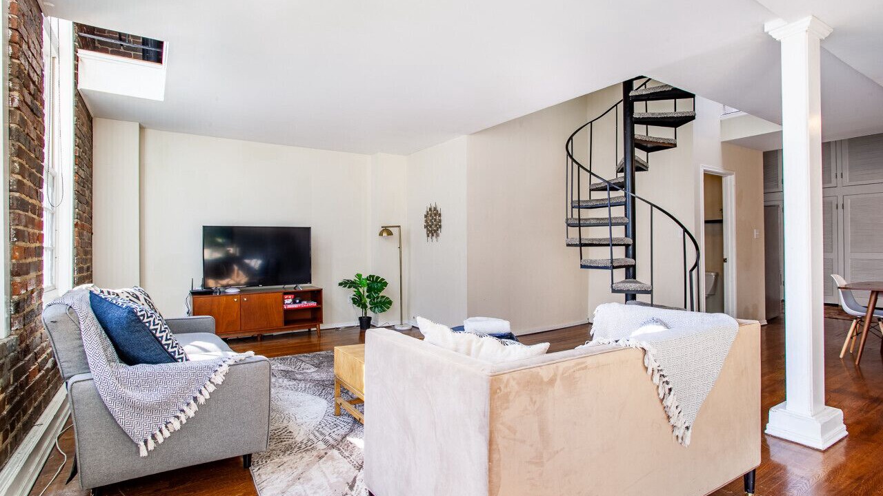Photo of Livingroom in Old City