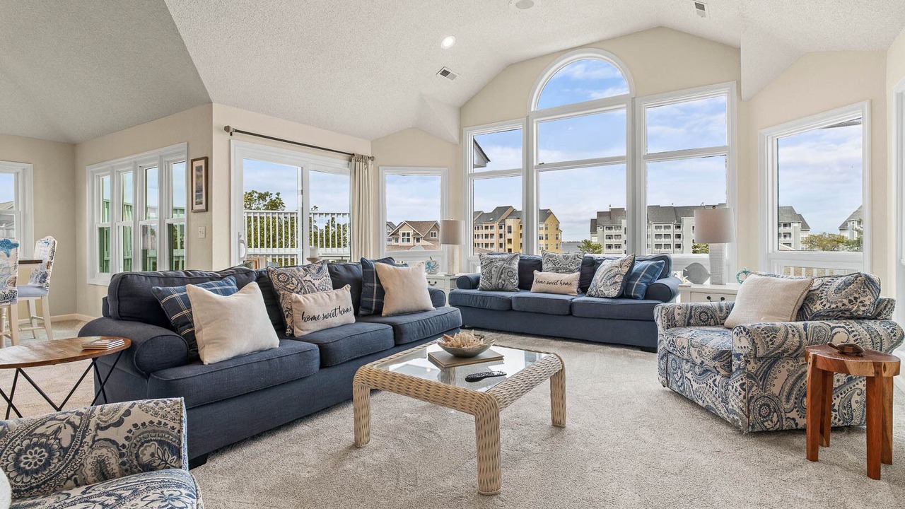 Photo of Livingroom in Manteo