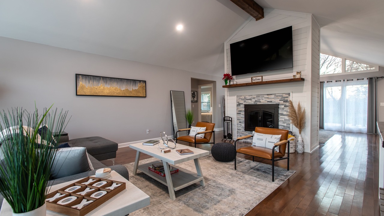Photo of Livingroom in Lenoir City