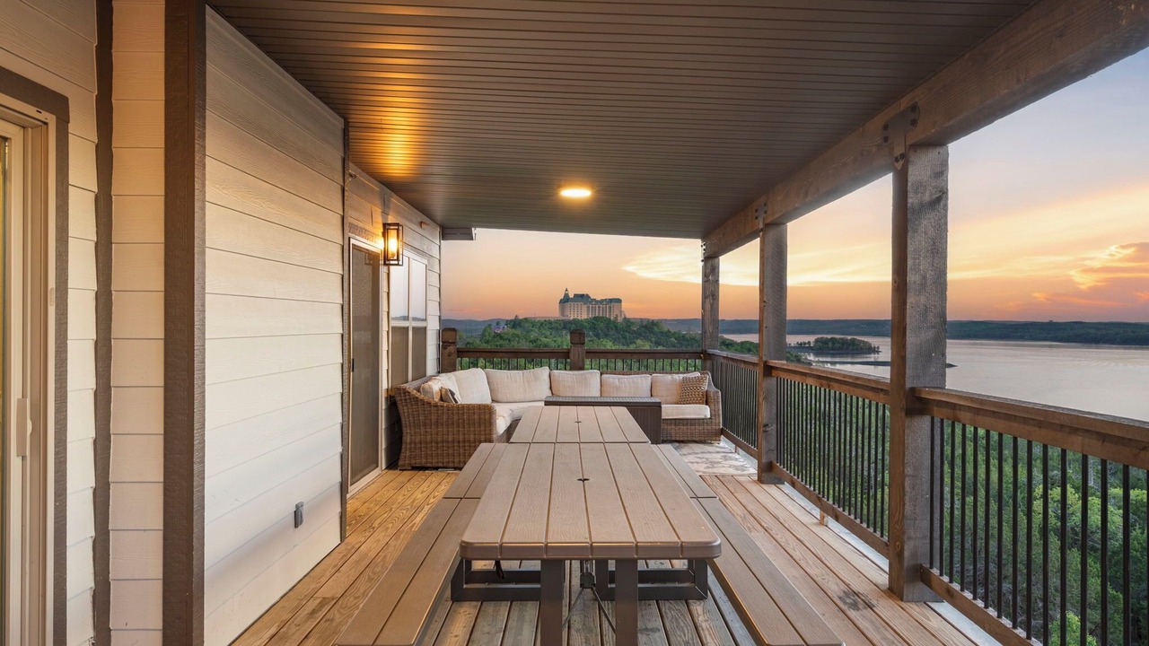 Photo of Outdoor in Table Rock
