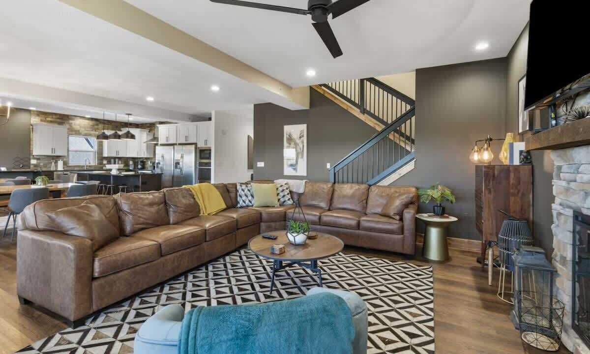 Photo of Livingroom in Hollister