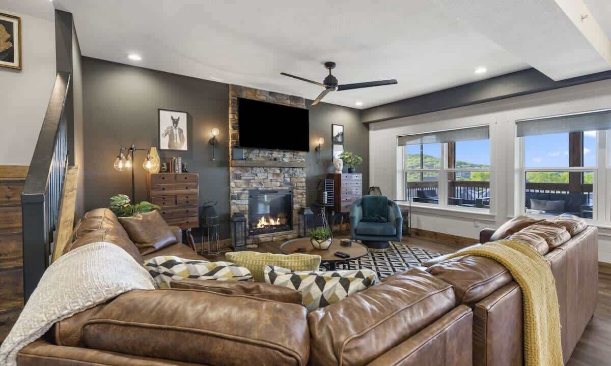 Photo of Livingroom in Hollister