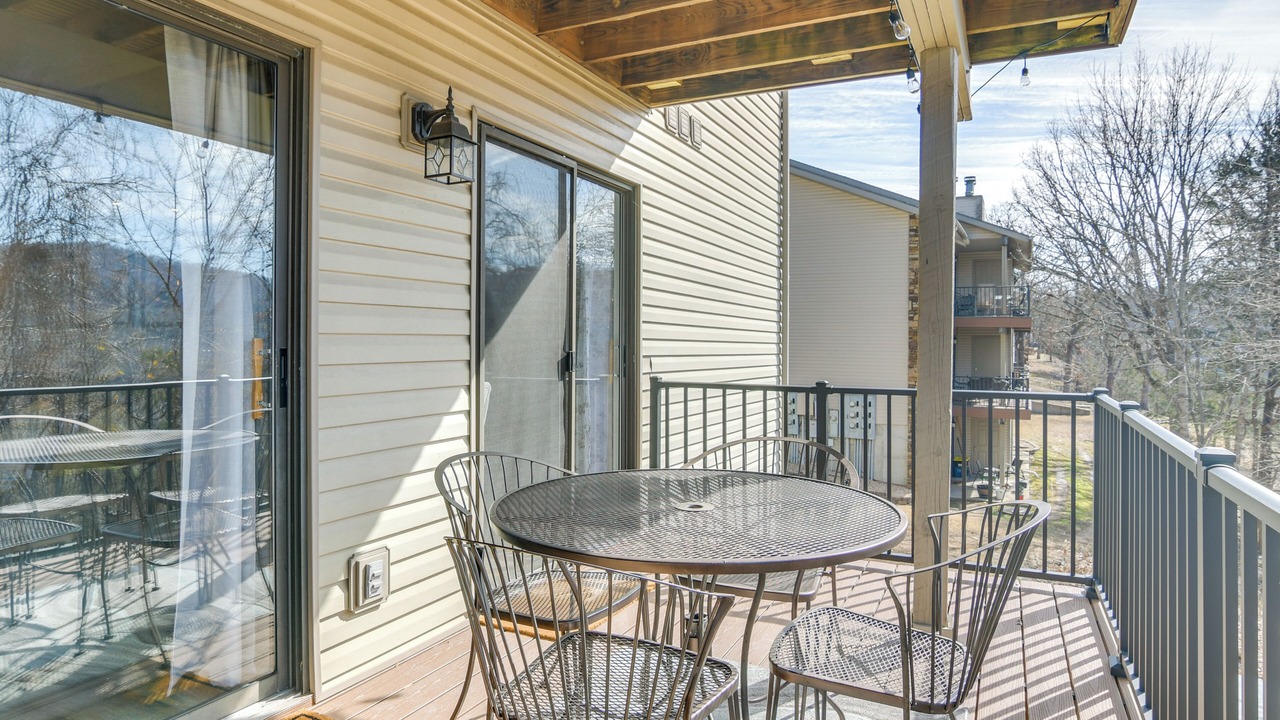 Photo of Patio Balcony in Table Rock