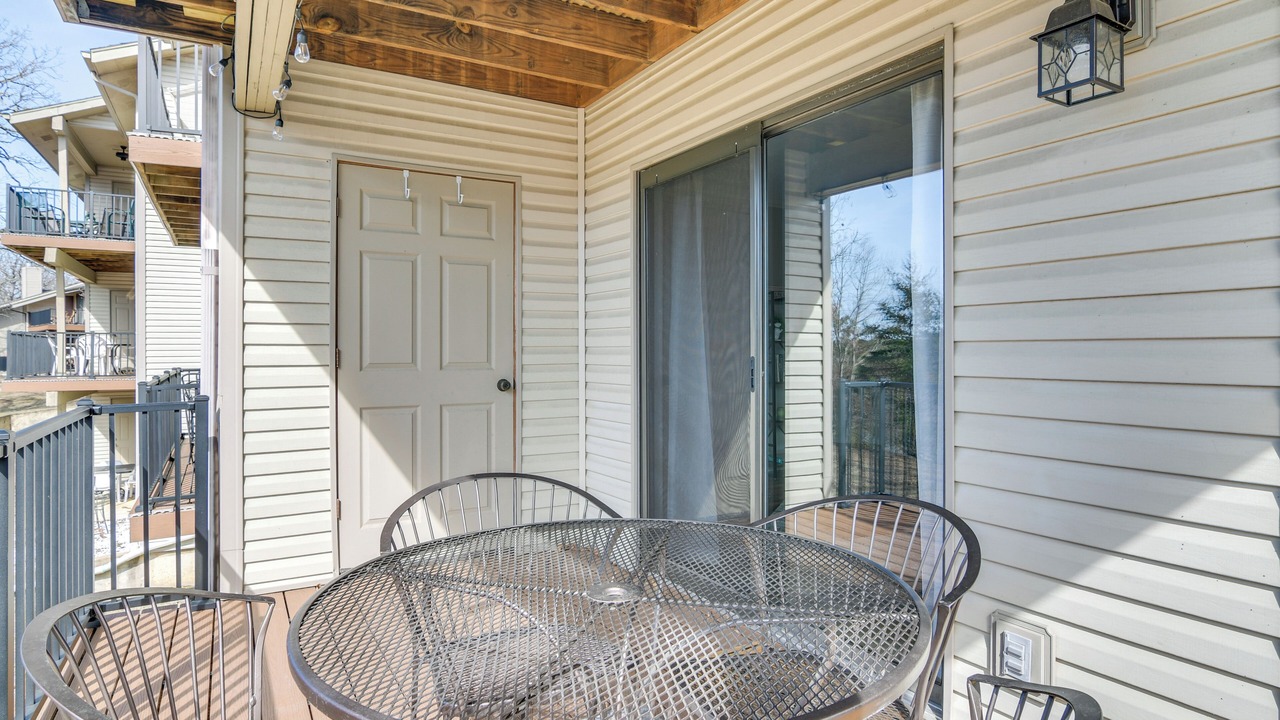 Photo of Patio Balcony in Table Rock