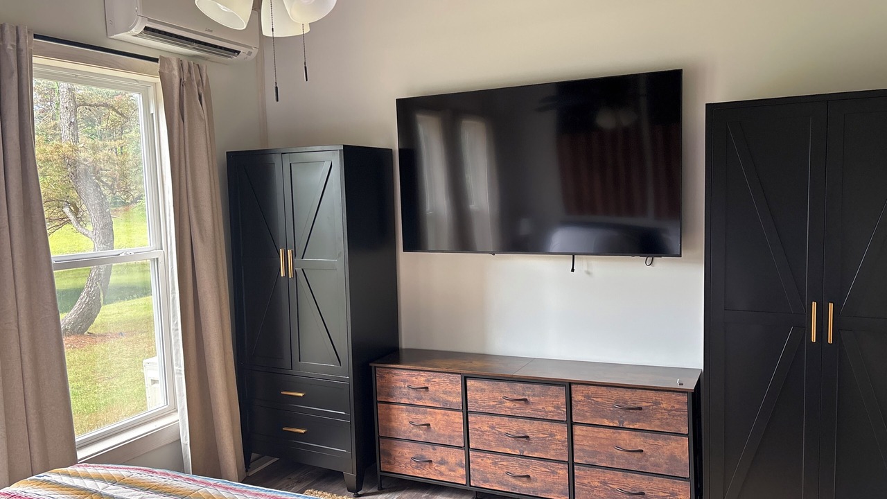 Photo of Bedroom in Batesville