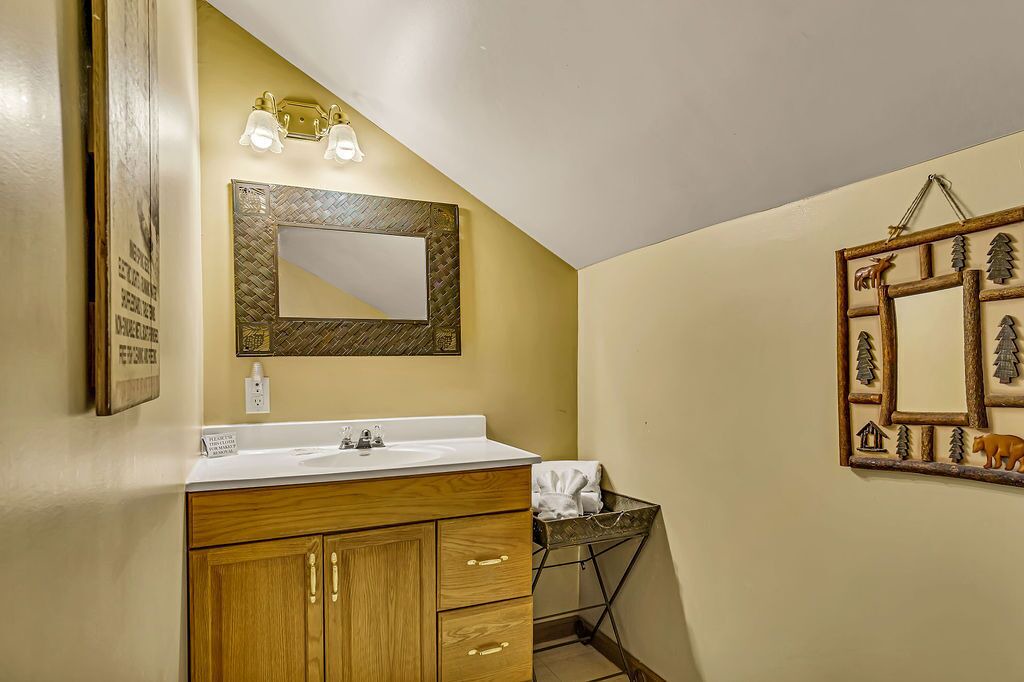 Photo of Bathroom in Indian Point