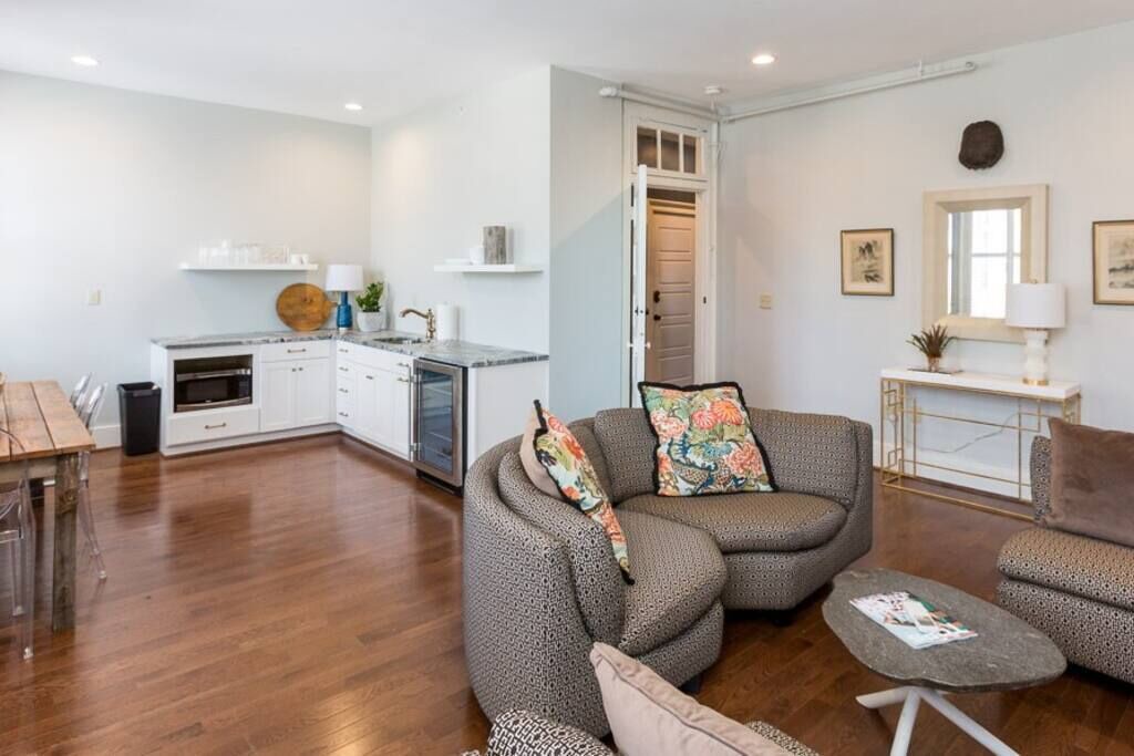 Photo of Livingroom in Downtown Louisville
