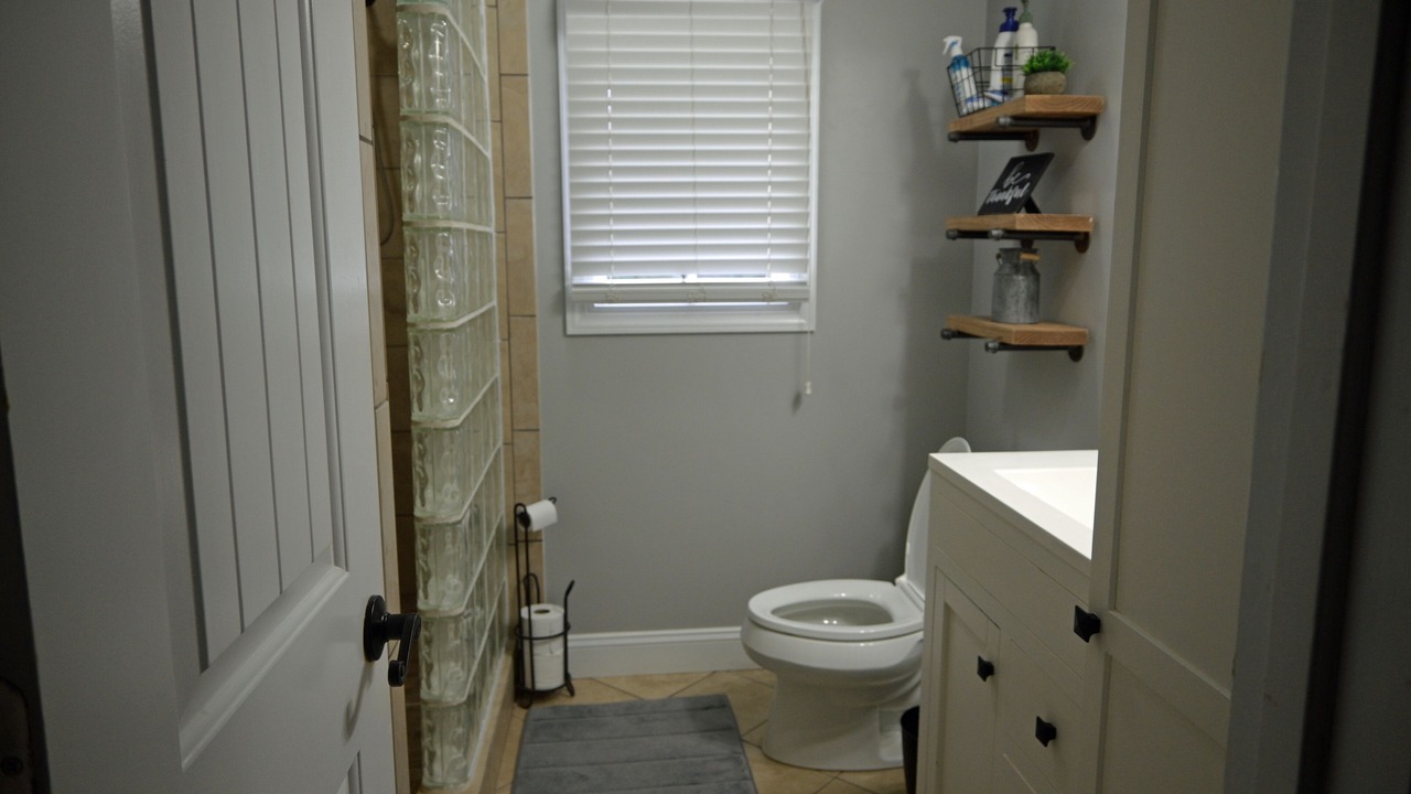 Photo of Bathroom in Emerald Isle