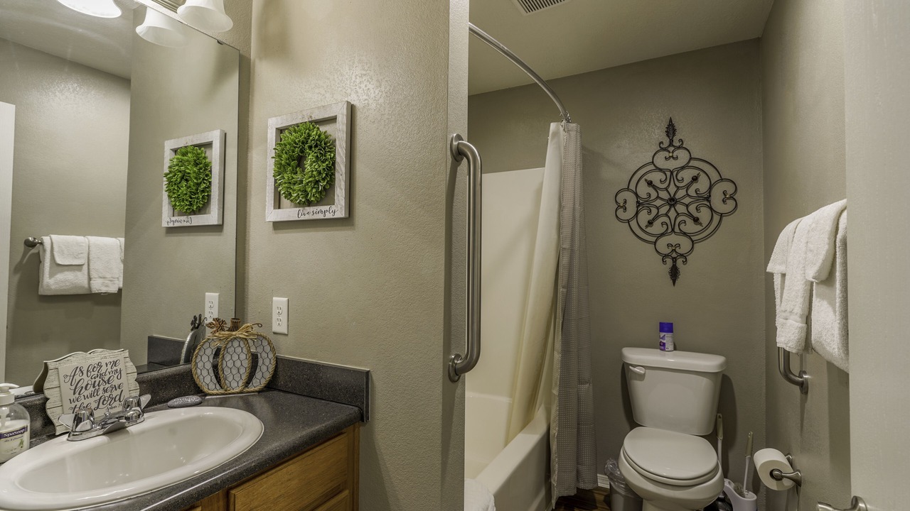 Photo of Bathroom in Branson