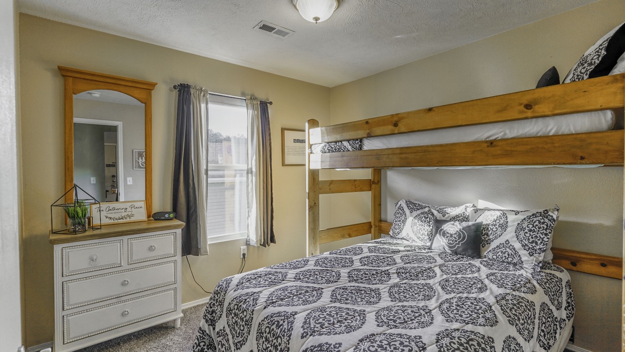 Photo of Bedroom in Branson