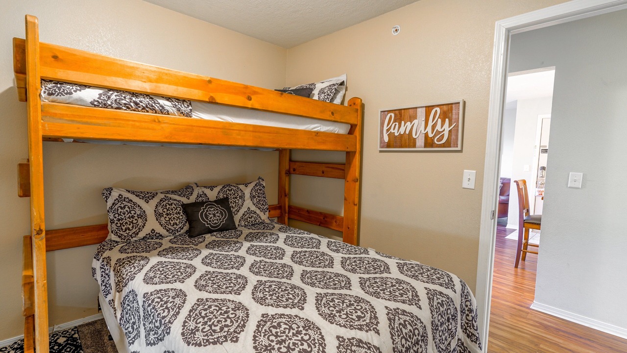 Photo of Bedroom in Branson