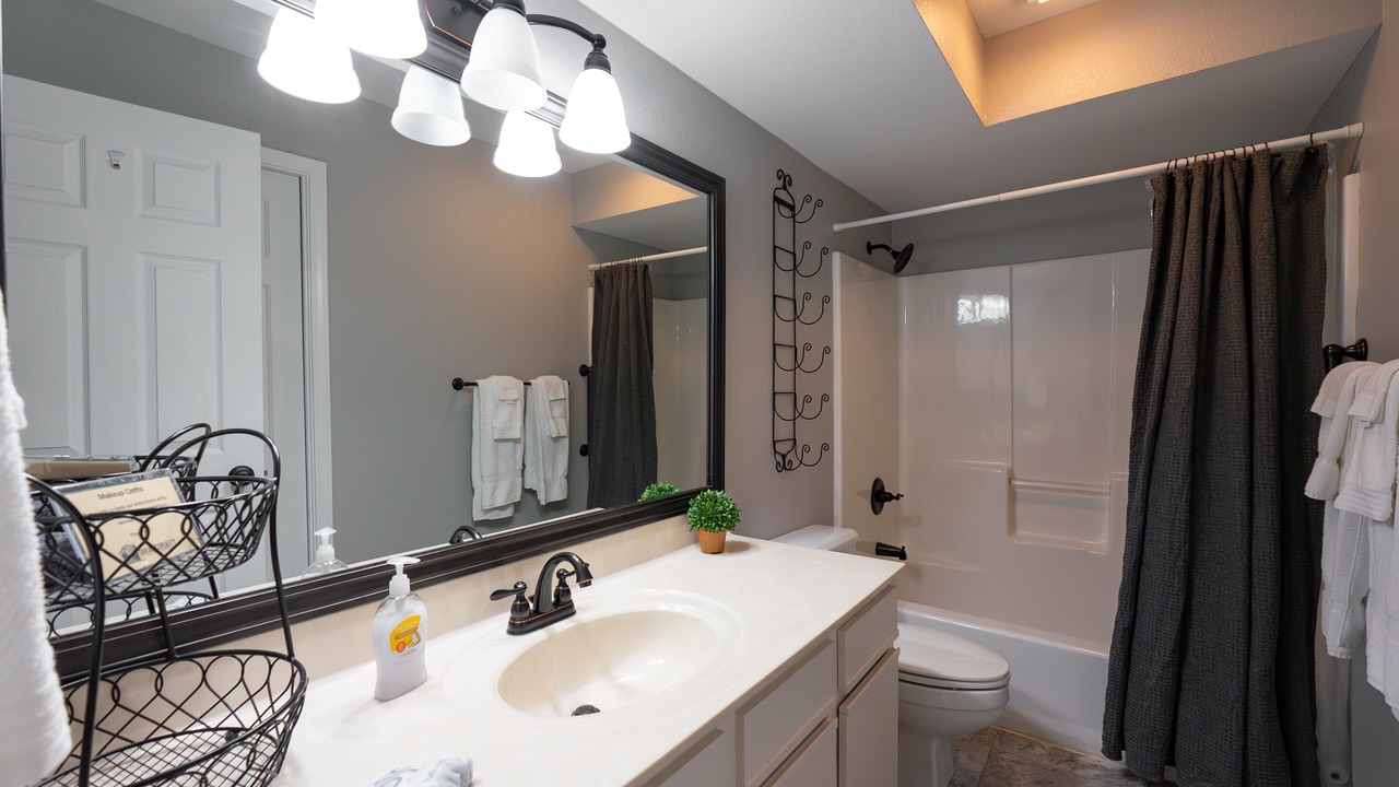 Photo of Bathroom in Branson