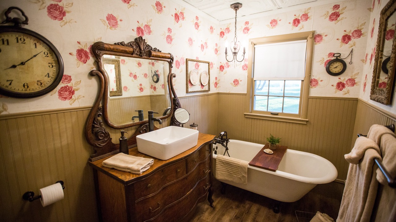 Photo of Bathroom in Nemaha County