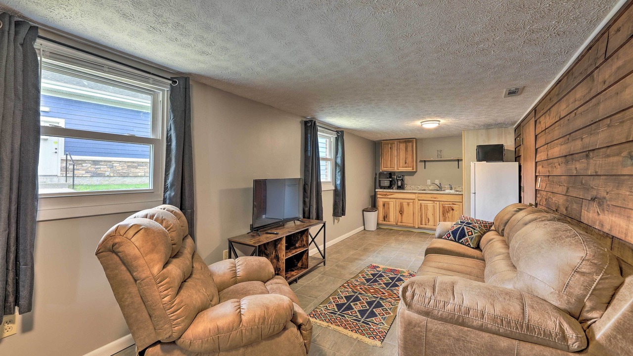 Photo of Bedroom in East Point